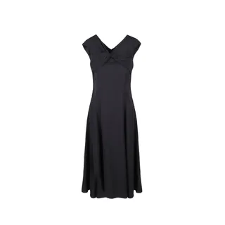 Dress with a bow at the chest | 