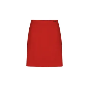 Fitted skirt above the knee | 