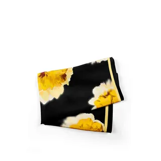 Pareo with stylized flowers | 
