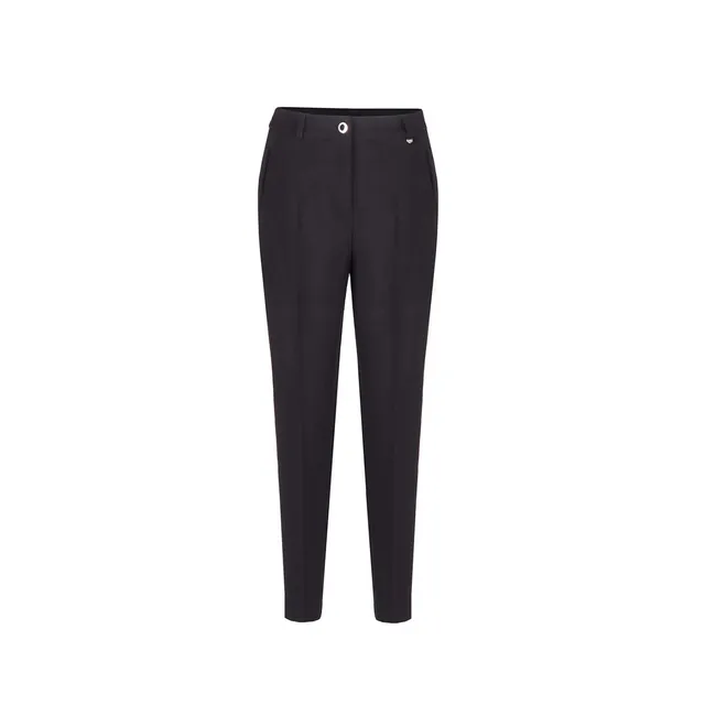 Trousers with crease | 