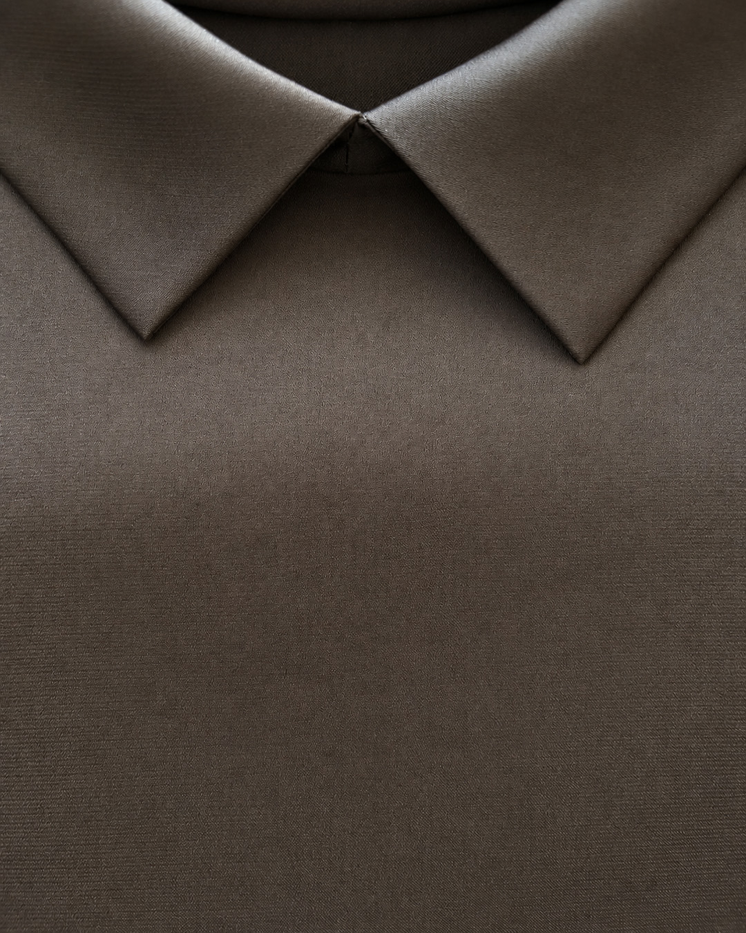 Satin short-sleeve blouse in dark brown | Blouses | Dika.bg - 4 Satin short-sleeve blouse in dark brown | Blouses - 4