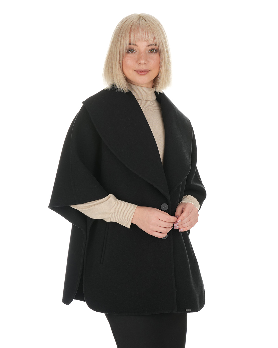 Black wool coat with wide lapels and 3/4 sleeves | Outerwear | Dika.ge - 1 Black wool coat with wide lapels and 3/4 sleeves | Outerwear - 1