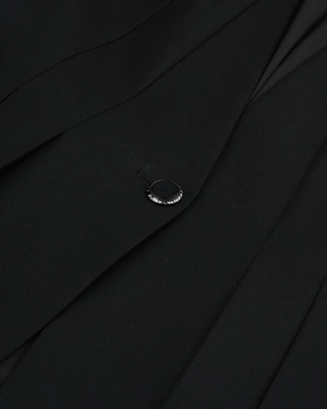 Black fitted blazer with shaping seams | Business | Dika.ge - 2 Black fitted blazer with shaping seams | Business - 2