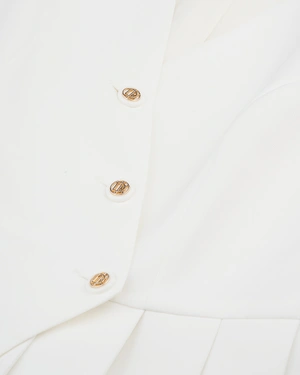 Elegant white vest with asymmetrical front and pleated detail | NEW | Dika.ge - 4 Elegant white vest with asymmetrical front and pleated detail | NEW - 4