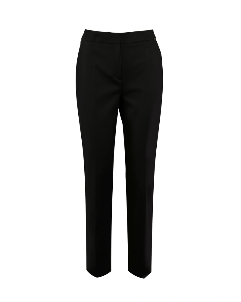 Trousers with a tapered leg | All products