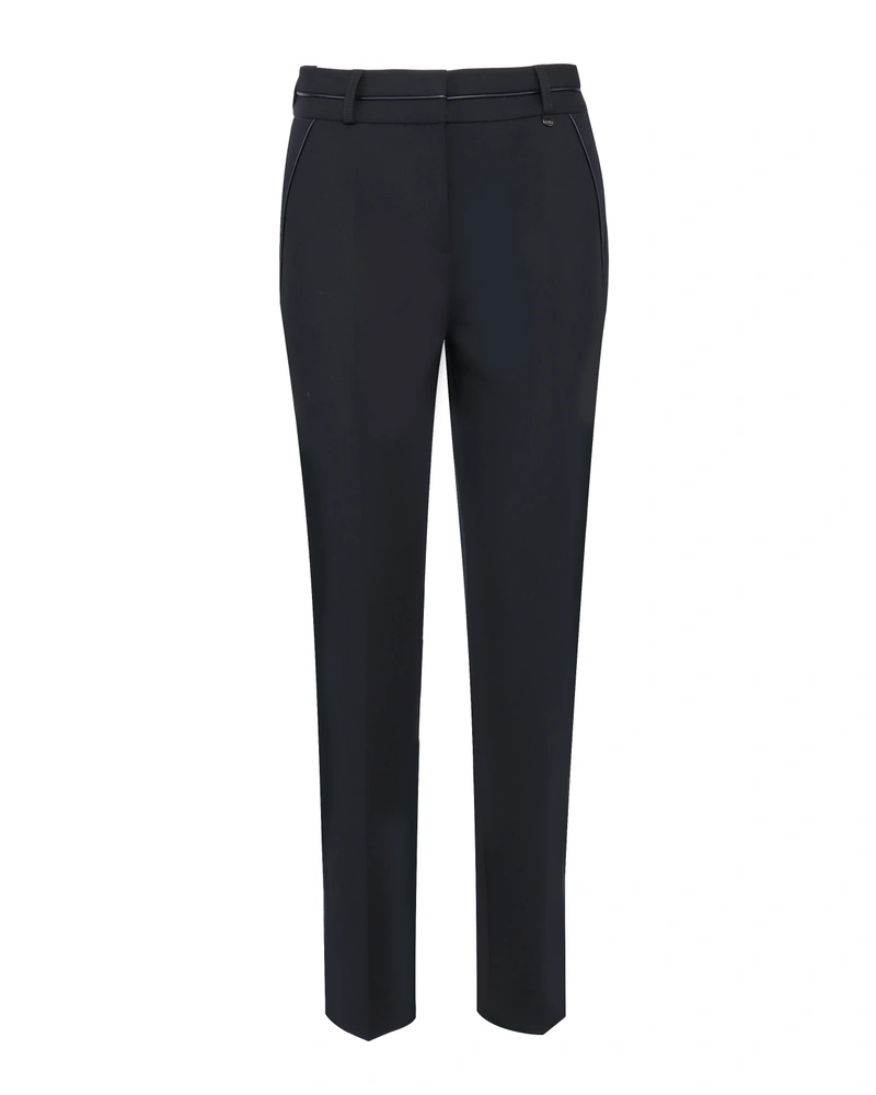 Trousers with a leather detail | 