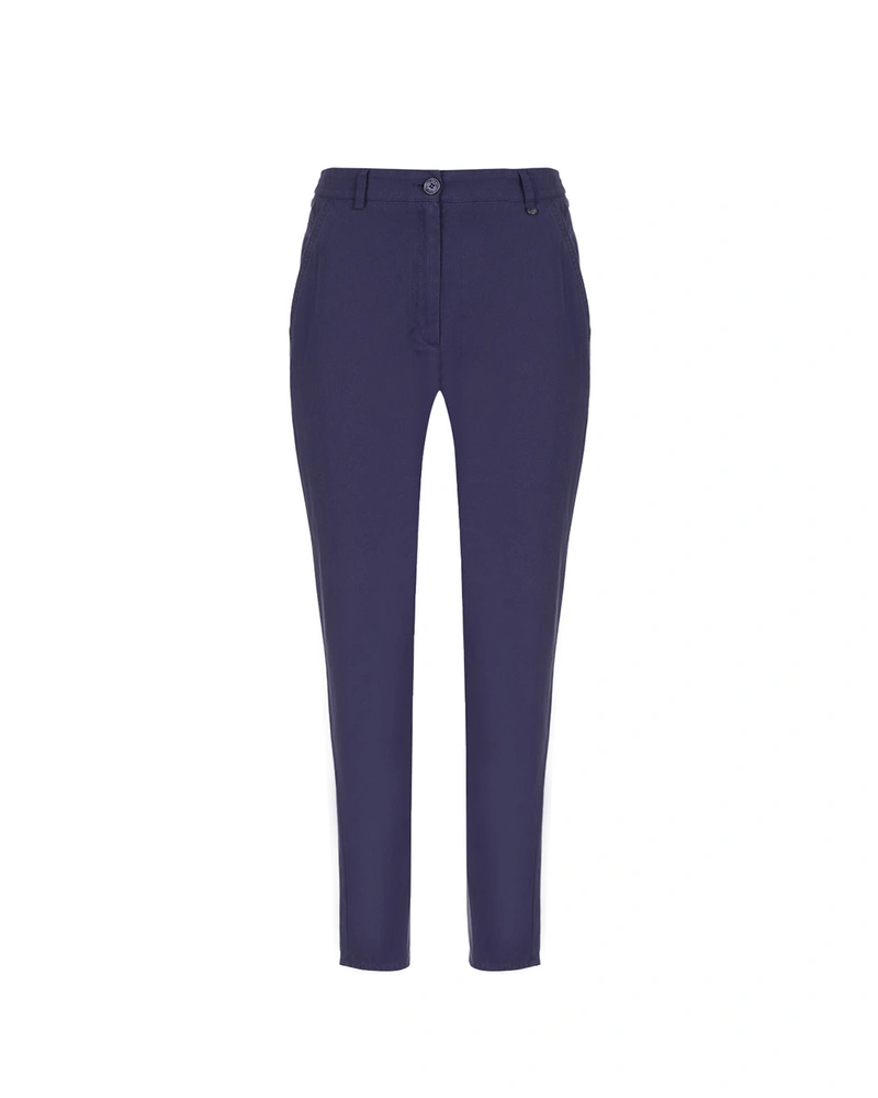 Uske letnje pamučne pantalone do gležnja, sa italijanskim džepom, u tamno plavoj boji. | | Dika.rs Uske letnje pamučne pantalone do gležnja, sa italijanskim džepom, u tamno plavoj boji. |