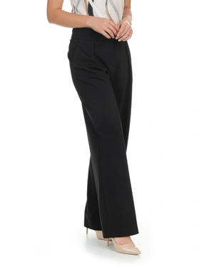 შავი მოკლე შარვალი ნაკეცით და სწორი ტოტებით | შარვლები - 3