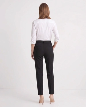 Pantaloni negri cu curea textilă și bumbac în compoziție | NOUTATI - 2