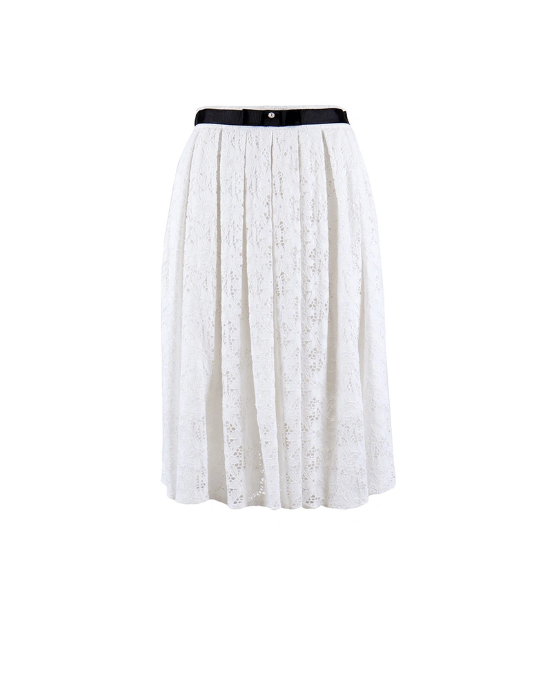 Пола | До 25,90 Евро | 50,66 Лв