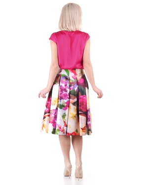Skirt with pleats, knee-length, and vibrant floral print | All products - 5