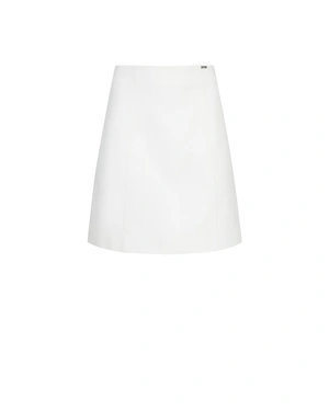 მინიმალისტური თეთრი სწორი ქვედაკაბა | ქვედაბოლოები | Dika.ge მინიმალისტური თეთრი სწორი ქვედაკაბა | ქვედაბოლოები