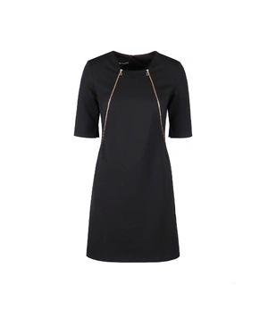 კაბა დეკორაციული შესაკრავებით | ყველა პროდუქტი