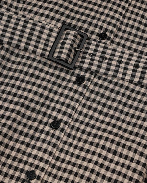 Checked beige-black shirt dress with short sleeves, mid-calf length | Dresses | Dika.bg - 2 Checked beige-black shirt dress with short sleeves, mid-calf length | Dresses - 2