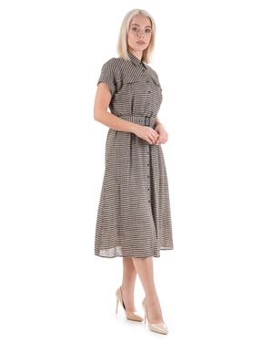 Checked beige-black shirt dress with short sleeves, mid-calf length | Dresses | Dika.bg - 4 Checked beige-black shirt dress with short sleeves, mid-calf length | Dresses - 4