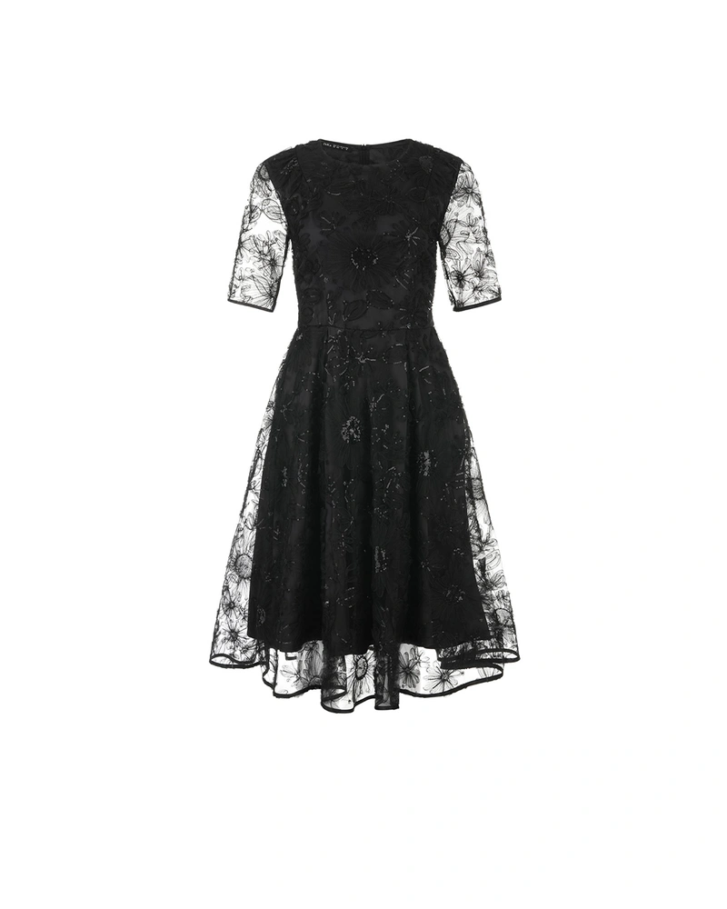 Formal black dress in fine mesh with sequins | 