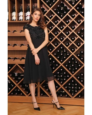 შავი საზეიმო კაბა 3D მაქმანით და შიფონით | კოლექცია წვეულებისთვის - 3