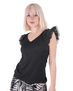 T-shirt with ruffles on the shoulders | All products - 3