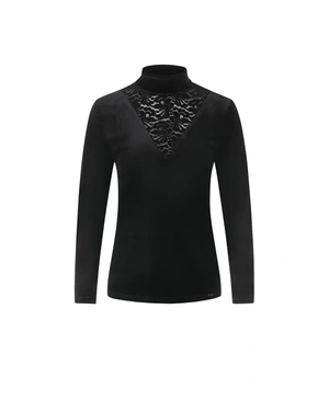 შავი ხავერდის ბლუზა მაქმანის დეტალით დეკოლტეზე | კოლექცია წვეულებისთვის