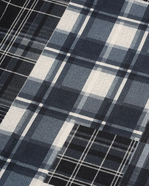 Checked blouse in black and ecru with silk blend | T-shirts and Tops | Dika.ge - 2 Checked blouse in black and ecru with silk blend | T-shirts and Tops - 2