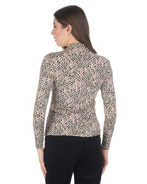 Women's viscose T-shirt with a stylized print | Blouses | Dikastore.ro - 3 Women's viscose T-shirt with a stylized print | Blouses - 3