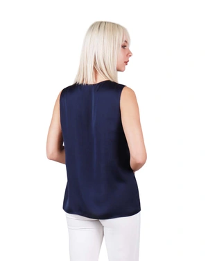 Топ с набор в предната част | Блузи - 3