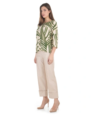 Вискозна блуза със стилизиран мотив в зелени нюанси | НОВО - 4