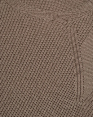 Изчистена бежова блуза с къс ръкав | КОЛЕКЦИЯ | Dika.bg - 2 Изчистена бежова блуза с къс ръкав | КОЛЕКЦИЯ - 2