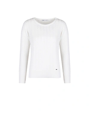 კლასიკური ნაქსოვი საგაზაფხულო სვიტერი თეთრ ფერში, დახვეწილი დეტალებით | ახალი | Dika.ge კლასიკური ნაქსოვი საგაზაფხულო სვიტერი თეთრ ფერში, დახვეწილი დეტალებით | ახალი