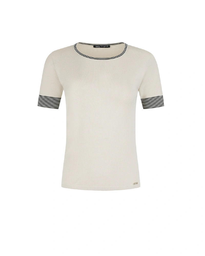 Light beige knitted top with trim on neckline and sleeves | Pulls | Dika.bg Light beige knitted top with trim on neckline and sleeves | Pulls