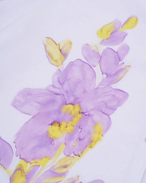 Light shirt with a floral detail, made of viscose and rayon | NEW - 6