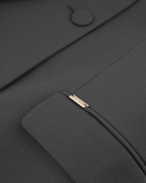 Beige tailored coat with lapels and double-breasted fastening | Outerwear - 2