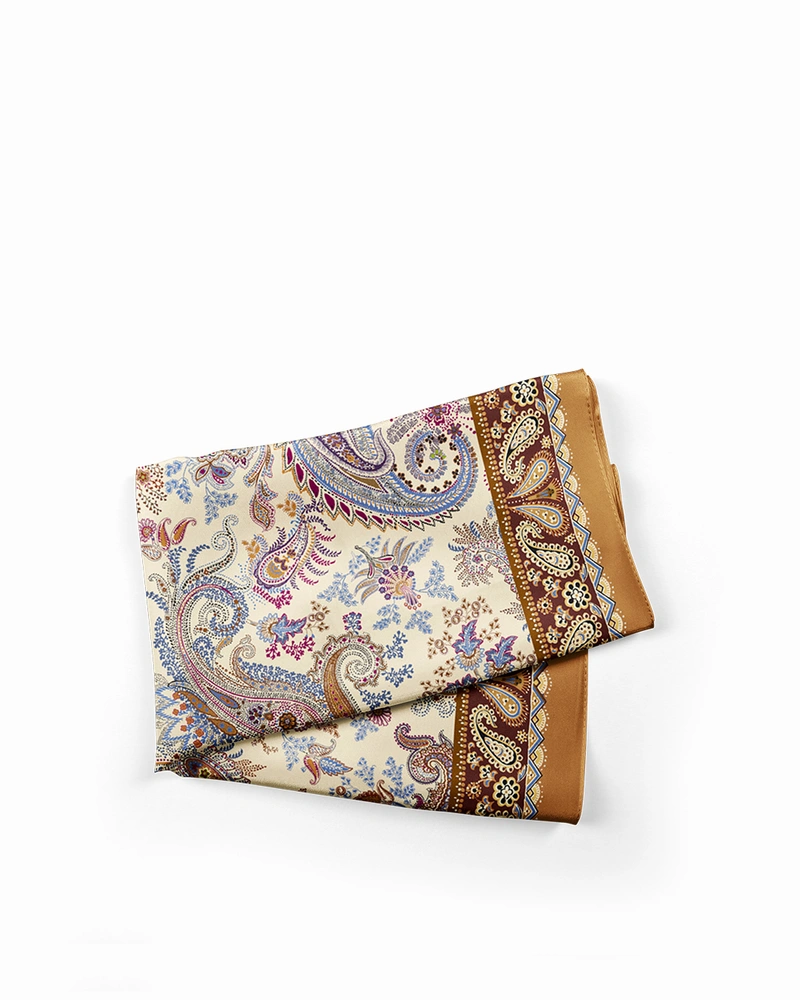 Square scarf made from recycled polyester with a printed design | Scarfs