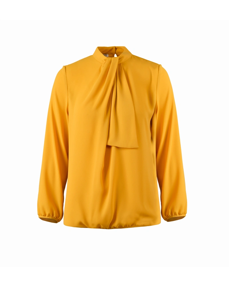 Blouse with a detail | 