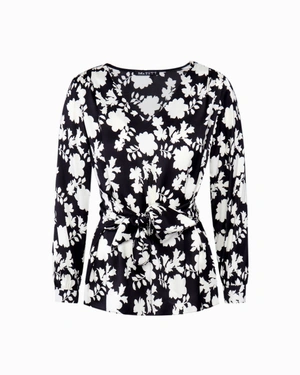 Blouse with an emphasized waist | All products | Dika.rs Blouse with an emphasized waist | All products