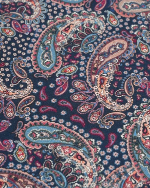 Blouse with colorful paisley motifs in warm tones | T-shirts - 2
