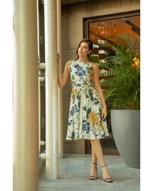 Елегантна лятна рокля с флорален принт и текстилен колан | НОВО - 11