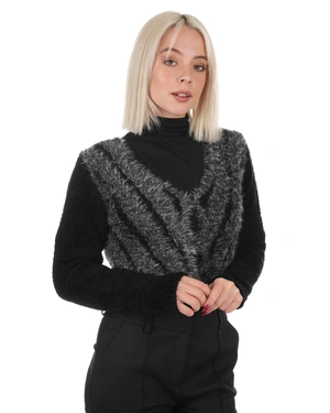 Elegant women’s cardigan with fluffy details and buttons | Knitwear | Dika.rs - 4 Elegant women’s cardigan with fluffy details and buttons | Knitwear - 4