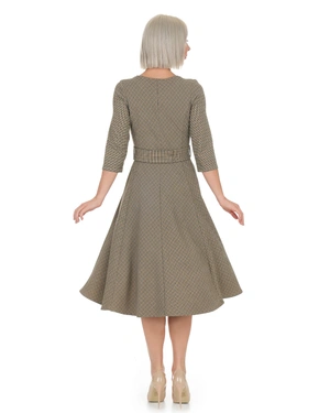 Feminine dress in fine beige check with defined waist | Dresses and Jumpsuits - 4