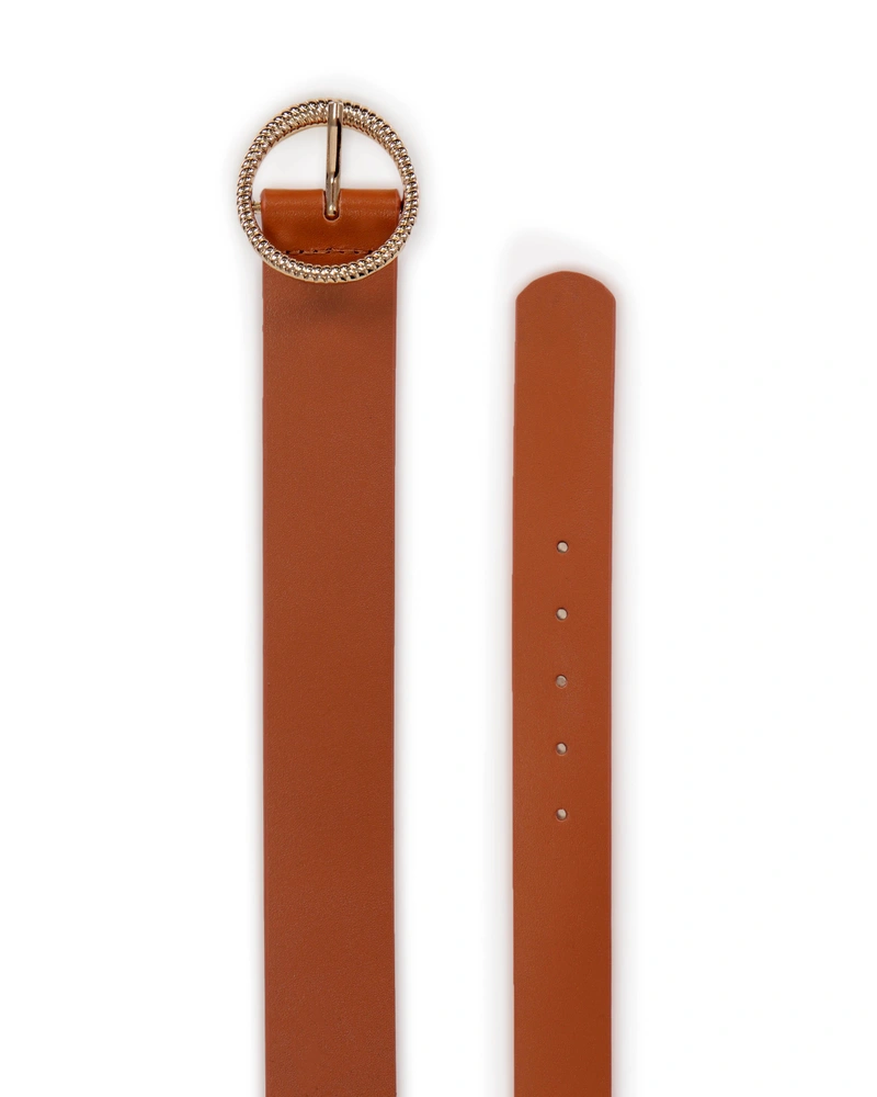 Leather belt with gold buckle | 
