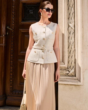 Light beige midi skirt in fine pleated chiffon |  - 4