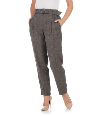 Linen trousers with relaxed top and carrot leg | Casual - 1