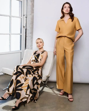 Long dress made of certified viscose in a beige and black color palette | Dresses - 1