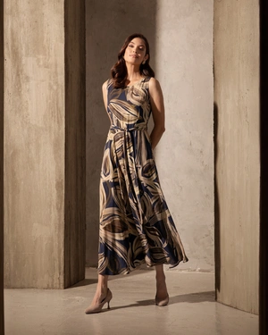 Long viscose dress with a stylized contrasting print | Dresses - 3