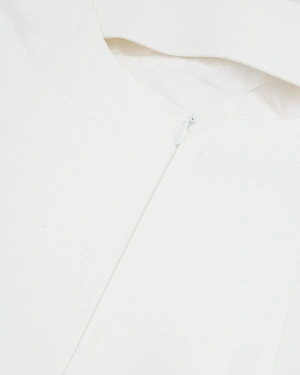 Minimalist white dress with deep neckline, back ribbon, and zip fastening | Casual collection - 5