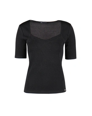 Top with a regal neckline | All products | Dika.ge Top with a regal neckline | All products