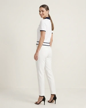 White short-sleeved knitted cardigan with a collar and contrasting navy details | Casual collection - 2