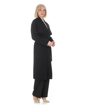 Women’s black coat in pure wool with a belt | Jackets - 2